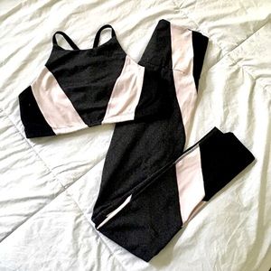 XS Beyond Yoga Matching Set (sports bra & legging)